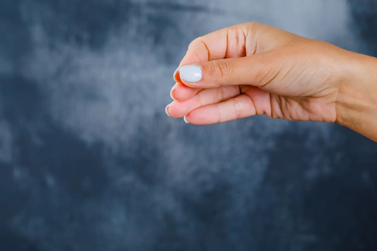 Fisgada no dedo da mão