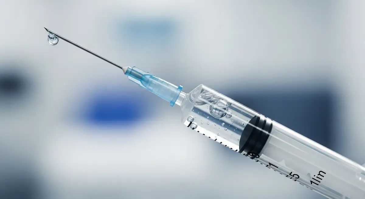 Infiltração de ácido hialurônico na mão